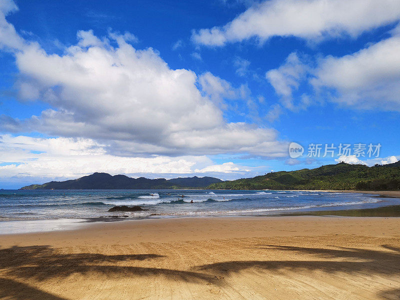 Duli海滩，El Nido，巴拉望岛